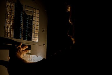 What to Do in Case of a Power Outage?
